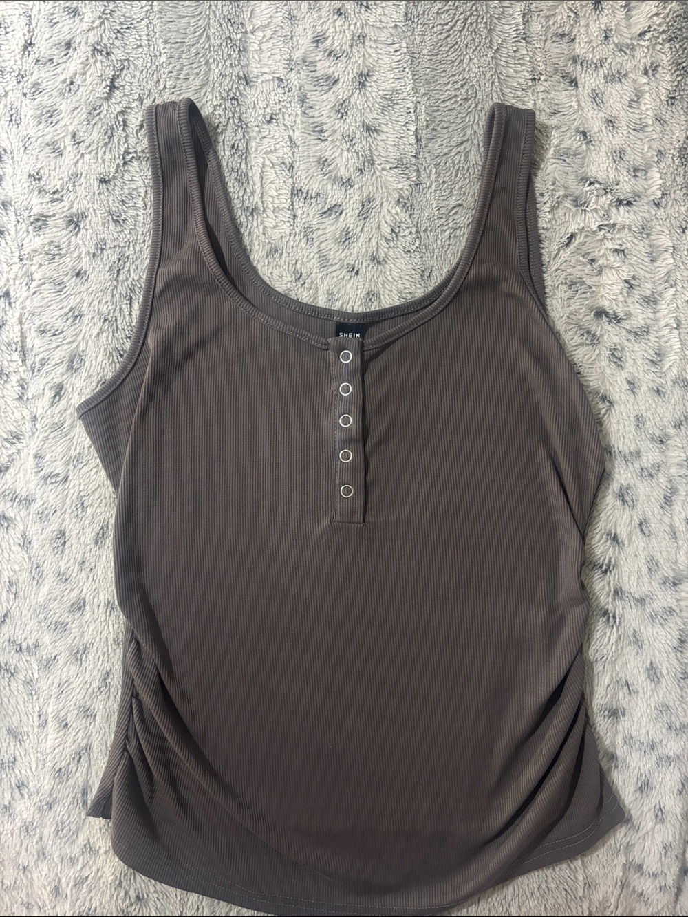 Ribbed Scoop Neck Tank Top. Stretchy fabric and ruched sides. New never worn.